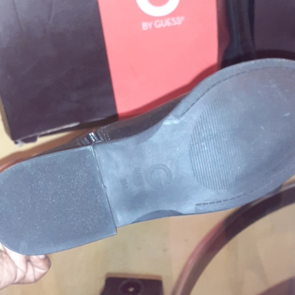 BOOTS - Picture 3 of 3